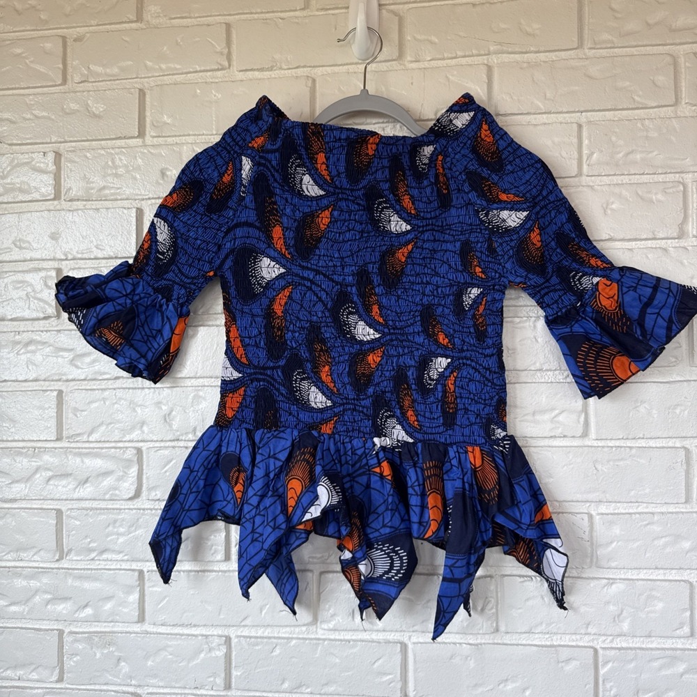Satsuma Women's NWT‎ Smocked Zig Zag Blouse Blue Smoked Asymmetric